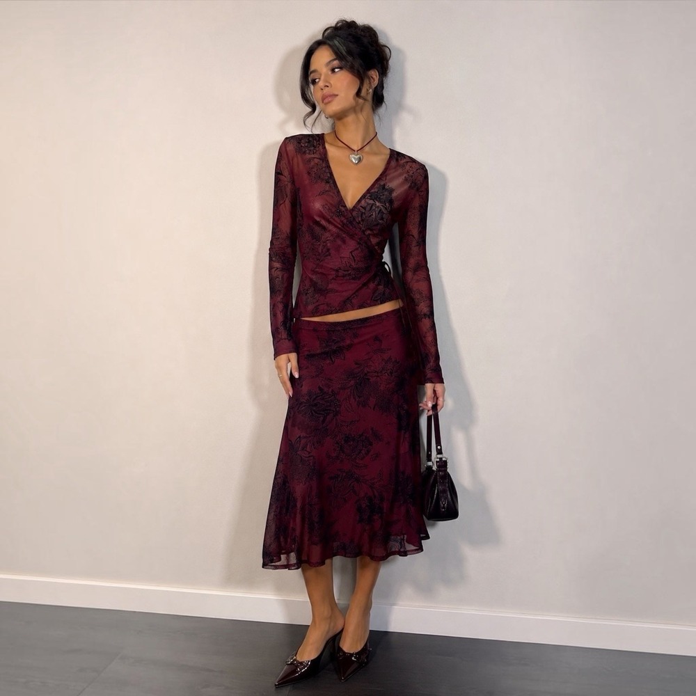 Vintage Y2K New York & Company M Floral Mesh Wrap Top Skirt Set